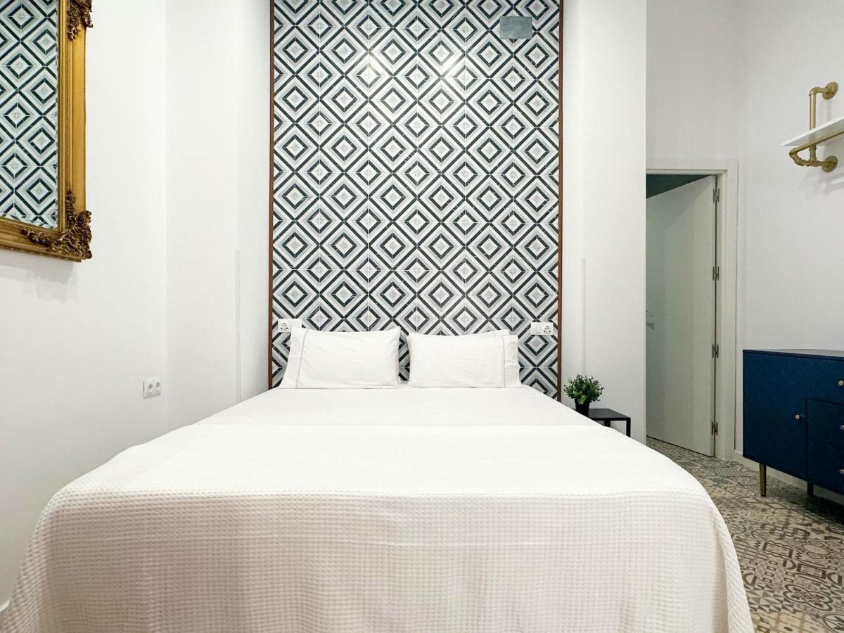 Capitan Rueda Apartments Alicante - Parking 10 Euros Per Day Eksteriør billede
